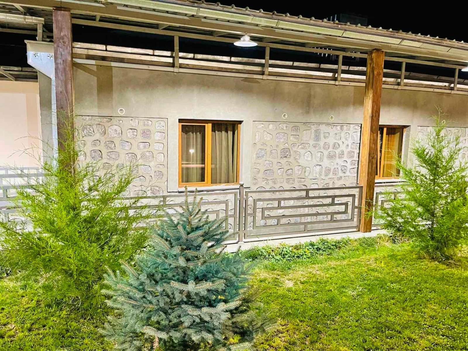 Lara Hotel Goris Exterior foto
