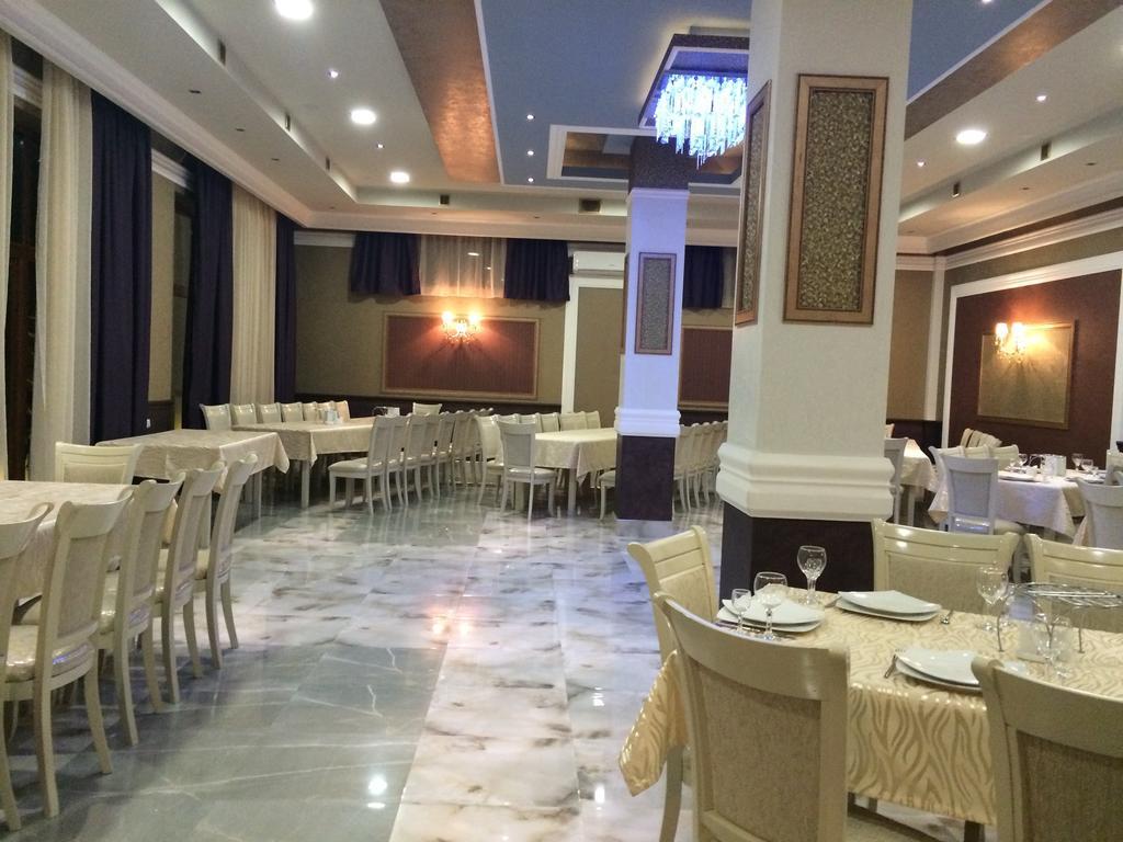 Lara Hotel Goris Exterior foto